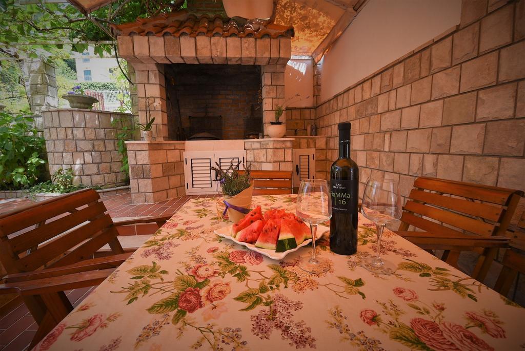 Apartman Taraca Villa Knezevic Херцег-Новий Екстер'єр фото